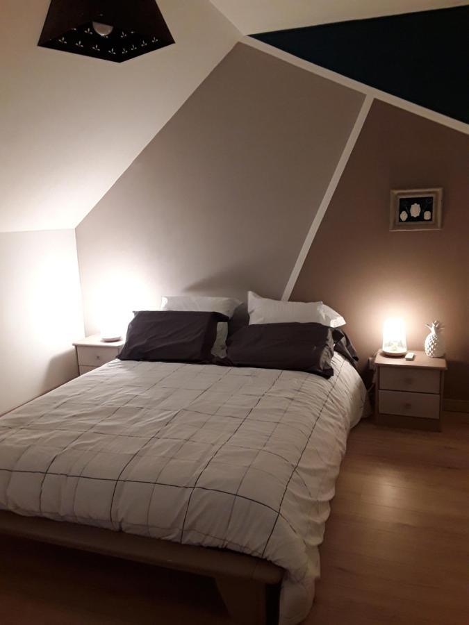 Maison Bois Germigny-des-Pres ภายนอก รูปภาพ